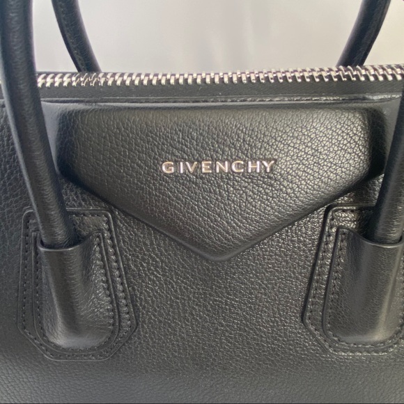 Givenchy Medium Antigona Goatskin - Picture 4 of 16